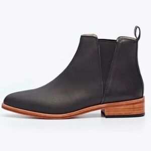Nisolo black Chelsea Boot